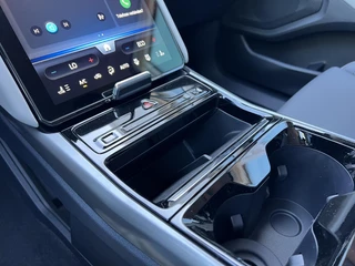 Ford Explorer Ford Explorer Extended Range RWD 77 kWh Ford Voorraad | Zuid | Adaptieve cruise control | Stuurwiel verwarming | stoelverwarming | Achteruitrijcamera - afbeelding nr 28