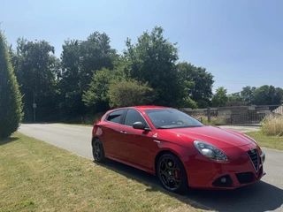 Alfa Romeo Giulietta Alfa Romeo Giulietta QV 1750TBI Rosso Competizione!! - afbeelding nr 4