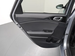 Kia Ceed Sportswagon - Panoramadak - Navigatie - Camera - 17 inch LM velgen - LED koplampen - Fabrieksgarantie tot 11-2026 - afbeelding nr 39
