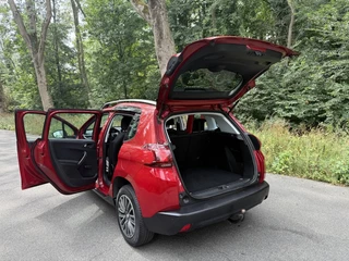 Peugeot 2008 Peugeot 2008 1.2 PureT. Blue Lion airco navi pano - afbeelding nr 35