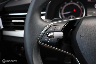 Škoda Kamiq Skoda Kamiq 1.0 TSI Business / Pano / Camera / Carplay - afbeelding nr 15