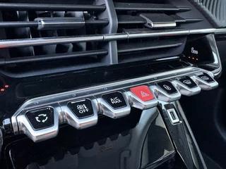 Peugeot 208 Peugeot 208 1.2 Allure STOELVERW | 360 CAMERA | NAVI | LANE ASSIST - afbeelding nr 19