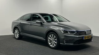 Volkswagen Passat Volkswagen Passat 1.4 TSI GTE Connected TREKHAAK-NAVI-DAB-STOELVERWARMING - afbeelding nr 3