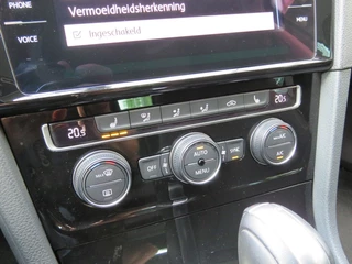Volkswagen Golf Volkswagen Golf 1.4 TSI DSG-aut. R-Line / Navi / 18 Inch / Stoelverw. / Trekhaak / BOVAG garantie - afbeelding nr 33