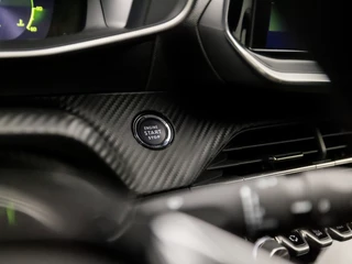 Peugeot 2008 Peugeot 2008 1.2 PureTech Sport (VIRTUAL COCKPIT, APPLE CARPLAY, GROOT NAVI, LEDER, 360 CAMERA, SPORTSTOELEN, LED KOPLAMPEN, GETINT GLAS, LANE ASSIST, DAB+, NIEUWSTAAT) - afbeelding nr 28