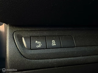 Peugeot 208 Peugeot 208 1.2 VTi Style | Airco | Cruise | Nav | PDC V+A | Orig NL | NAP | Dealer ond | DB riem vervangen - afbeelding nr 14