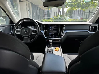Volvo V60 Volvo V60 2.0 D3 Autom. Momentum Pro + Camera + Key less + Stuurverw.-2021 - afbeelding nr 10