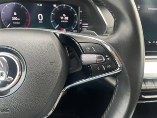 Škoda Octavia Škoda Octavia Combi 1.5 e-TSI Business Edition Plus | Trekhaak | Head-Up | Carplay | LED | Sfeerverl. | Camera | Memory - afbeelding nr 42