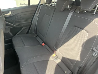 Ford Focus Ford Focus Wagon 1.0 EcoBoost Trend Edition Business 125pk Navigatie | Airco | ST-Line Velgen | Parkeersensoren | Apple Carplay | Android Auto - afbeelding nr 12