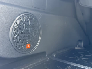 Toyota RAV4 Toyota RAV4 2.5 Plug-in Hybrid AWD Bi-Tone Plus JBL, Stoelventilatie + verwarming, dodehoekdetectie, Trekhaak , All-in Rijklaarprijs - afbeelding nr 7