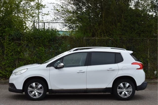 Peugeot 2008 | NL-Auto | Pano.dak | Nav | Cruise Contr | Climate Contr | PDC | Trekhaak | NAP - afbeelding nr 3