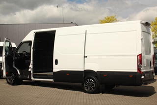 Iveco Daily Automaat | Adap. Cruise| L + R Schuifdeur | 3500kg trekgew. | Gev. Stoel | Camera | Navi | Clima | Lease 537,- p/m - afbeelding nr 12