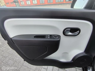 Renault Twingo Renault Twingo 1.0 SCe Limited 5DR. BJ:2019 Airco Dealer onderhouden - afbeelding nr 13