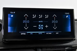 Peugeot 5008 | Dig. Cockpit | Adapt. Cruise | Stoelverw. | PDC | Camera | NAV + App. Connect | ECC | Elek. Klep | LM 19