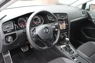 Volkswagen Golf Volkswagen Golf 1.5 TSI 150pk Join DSG/Elektr.Trekhaak/Blindspot/LaneAssist/CarPlay/Navi/Inparkeren/Garantie - afbeelding nr 13