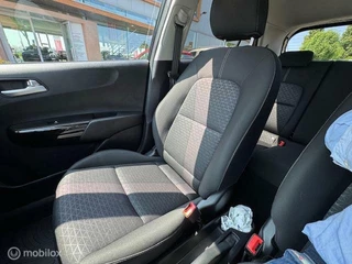 Kia Picanto Kia Picanto 1.0 DPi DynamicPlusLine ,  Nieuwe Type & Logo   Navigatie via  Apple Carplay & Android auto , Achteruitrij  camera ,  Stoel & Stuur verwarming ,  Sport Velgen , Led verlichting voor & achter , - afbeelding nr 20