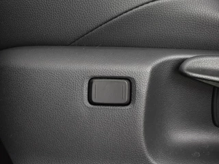 Toyota Yaris Cross Toyota Yaris Cross 1.5 Hybrid 130 Executive | Stuur en Stoelverwarming | PDC V+A | - afbeelding nr 31