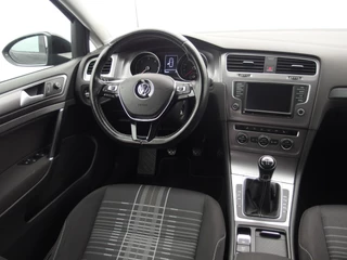 Volkswagen Golf Volkswagen Golf 1.6 TDI Comfortline NAVI / CLIMA / PDC / BLUETOOTH / CRUISE / ELEK RAMEN - afbeelding nr 18