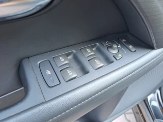 Volvo V70 | Navi | Leder | Trekhaak | LMV | PDC | Stoelverwarming | - afbeelding nr 27