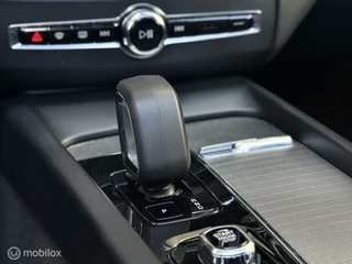 Volvo XC60 Volvo XC60 2.0 T6 Plug-in hybrid AWD | Pano | H&K | Leder - afbeelding nr 29