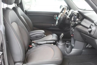 MINI Cooper MINI Cooper Mini 1.5 Pepper 136pk Climate control / cruise control / Navi - afbeelding nr 9