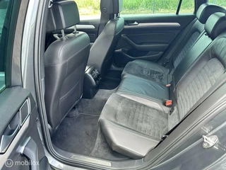 Volkswagen Passat Volkswagen Passat Variant 1.4 TSI GTE Highline - afbeelding nr 11
