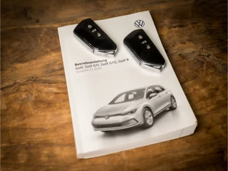 Volkswagen Golf Automaat (APPLE CARPLAY, GROOT NAVI, STUUR/STOELVERWARMING, GETINT GLAS, SPORTSTOELEN, PARKEERSENSOREN, ADAPTIVE CRUISE, DAB+, NIEUWE APK, NIEUWSTAAT) - afbeelding nr 18