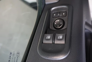 Renault Master Renault Master T33 2.3 dCi 135PK L2H2 Work Edition Airco Cruise Control Camera Navi PDCA Trekhaak - afbeelding nr 4
