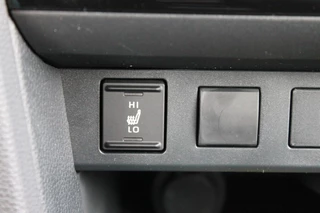 Toyota Yaris Cross Toyota Yaris Cross 1.5 HYBRID 115 FIRST Teamplayer / Winterpack - afbeelding nr 33