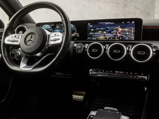 Mercedes-Benz A-Klasse Automaat (APPLE CARPLAY, GROOT NAVI, CAMERA, LEDER/ALCANTARA, DIAMOND GRILL, SPORTSTOELEN, STOELVERWARMING, GETINT GLAS, WIDESCREEN, NIEUWE APK, NIEUWSTAAT) - afbeelding nr 7