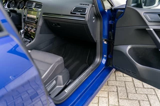 Volkswagen Golf Volkswagen Golf 2.0 TSI R 4Motion Pano Dsg DCC Dynaudio - afbeelding nr 19