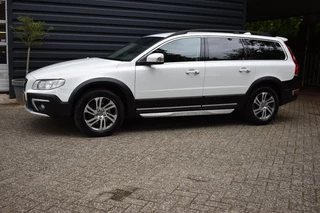 Volvo XC70 Volvo XC70 2.4 D4 AWD CROSS COUNTRY CLASSIC EDITION!!!5 CILINDER!!NIEUWSTAAT!!AUTOMAAT!!BJ 2016!!20894 EURO!! - afbeelding nr 3