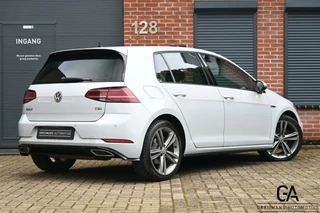 Volkswagen Golf Volkswagen Golf 1.0 TSI Highline|R-line|Massagestoelen|Carplay| - afbeelding nr 2