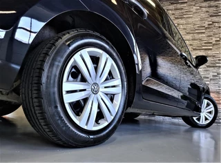 Volkswagen Touran Volkswagen Touran 1.6 TDI SCR Connected Series ACC*Incl.BTW! - afbeelding nr 3