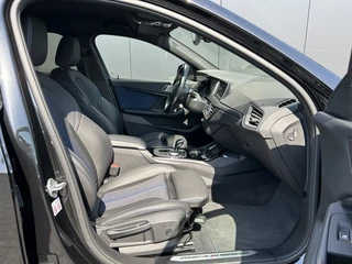 BMW 1 Serie BMW 1 Serie 118i M Sport Live Cockpit LED HUD Carplay Sfeerlicht Cruise - afbeelding nr 3
