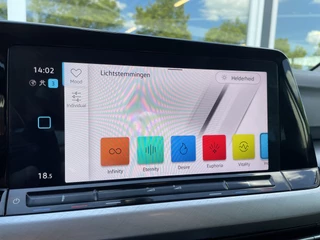 Volkswagen Golf 50% deal 8.725,- ACTIE Virtual / Navi / Carplay / Cruise / Clima / Nieuw Model! - afbeelding nr 16
