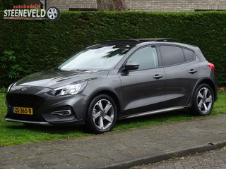 Ford Focus 1.0 125pk Active met Camera, Panoramadak en Trekhaak