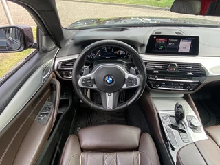 BMW 5 Serie BMW 5 Serie Touring 540D X-Drive 2018 M-Pakket Dealerauto BTW - afbeelding nr 8