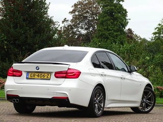 BMW 3 Serie BMW 3 Serie 320i automaat M Sport / High Exc. / 2015 / LED *NAP* - afbeelding nr 61