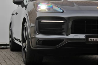 Porsche Cayenne Porsche Cayenne 3.0 BTW | Pano | 22 inch | Bose | Camera | Softclose - afbeelding nr 39