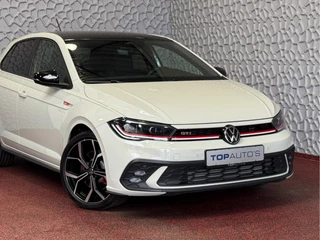 Volkswagen Polo Volkswagen Polo 2.0 TSI GTI 207PK PANO IQ LED/GRILL CAMERA STOELVERW ADAP.CRUIS ZWARTE.HEMEL 18'' LMV BEATS AUDIO 