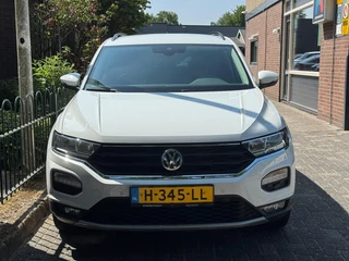 Volkswagen T-Roc Volkswagen T-Roc 1.0 TSI Style Airco/Lichtmetalen velgen/Navi/Apple Carplay - afbeelding nr 4