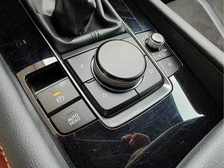 Mazda 3 Alcantara | Elek. stoelen | Keyless | Bose - afbeelding nr 21