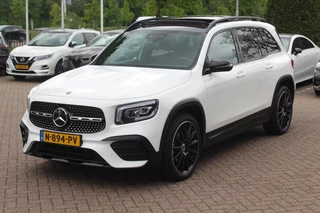 Mercedes-Benz GLB Mercedes-Benz GLB 200 Premium Plus 7p. / Panoramadak / Camera / 20'' / Sfeerverlichting / Navigatie / Dodehoek / DAB / Stoelverwarming / Cruise Control - afbeelding nr 6