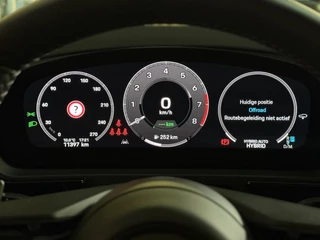 Porsche Cayenne Porsche Cayenne Coupé 3.0 E-Hybrid | Sport chrono | Pano | 360 camera | Luchtvering | Stoelverkoeling - afbeelding nr 23