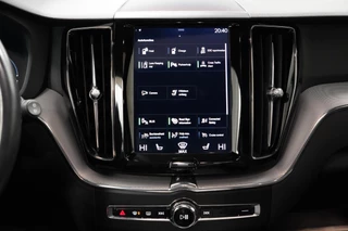 Volvo XC60 Volvo XC60 2.0 T8 AWD R-Design Lucht|Pano|Memory|Leder|Dodehoeksdetectie|Camera - afbeelding nr 27