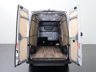 Volkswagen Crafter Volkswagen Crafter 2.0TDI 177PK DSG Automaat L4H3 | Led | Navigatie | Camera | Airco | Cruise | Betimmering - afbeelding nr 4