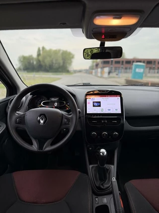 Renault Clio Renault Clio Estate 0.9 TCe Night&Day Airco Dakkoffer Scherm - afbeelding nr 17