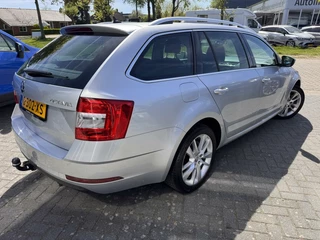 Škoda Octavia Skoda Octavia 1.0 TSI Style Business Automaat|Carplay|Trekhaak|Stoelverw.|NAP|Navi|Led - afbeelding nr 4