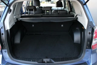Subaru Forester Subaru Forester 2.0 Comfort | Pano | Trekhaak | Lederen bekleding - afbeelding nr 18